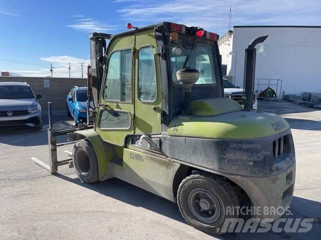 Clark C55SD Anlegg - Annet