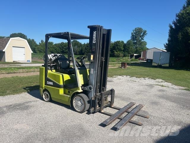 Clark CGC25 Gaffeltrucker - Annet