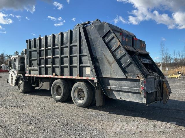  Crane Carrier Renovasjonsbil