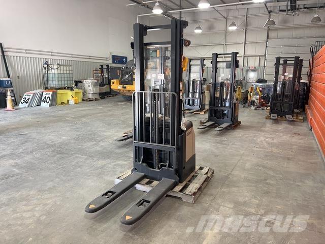 Crown ES 4000 Stablere