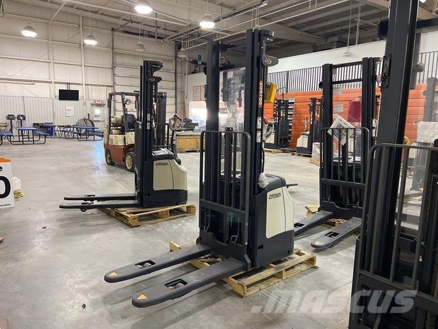 Crown ES 4000 Stablere