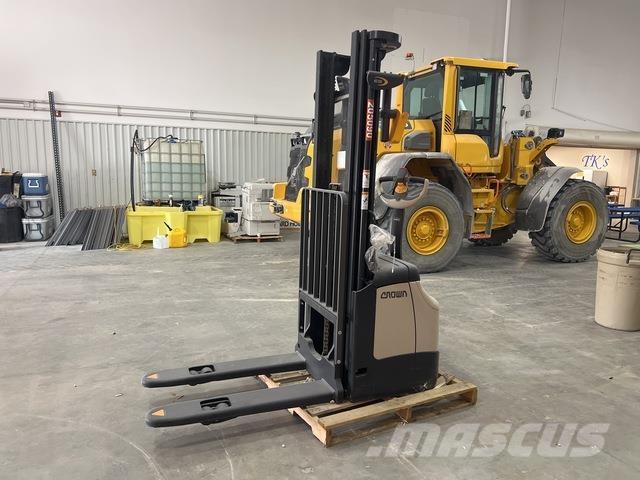 Crown ES 4000 Stablere