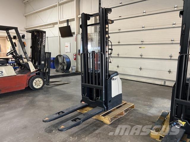 Crown ES 4000 Stablere