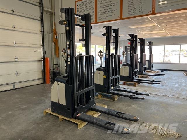 Crown ES 4000 Stablere