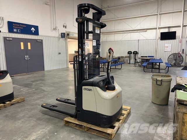 Crown ES 4000 Stablere