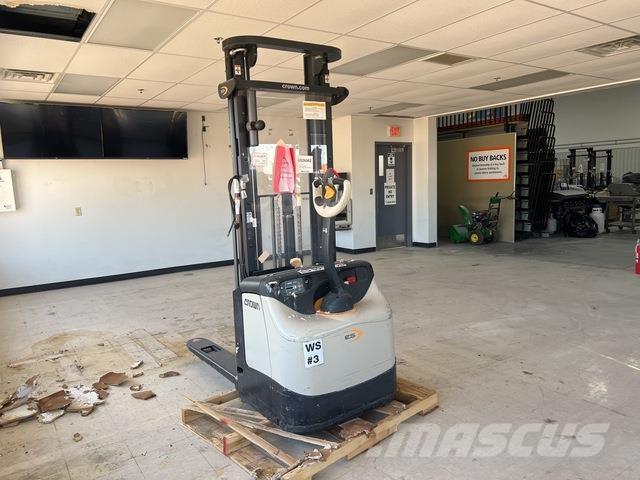 Crown ES 4000 Stablere