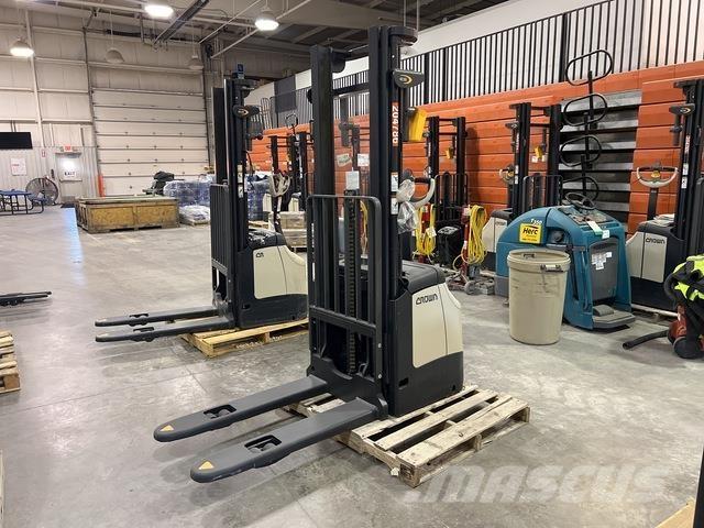 Crown ES 4000 Stablere