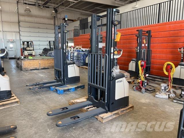 Crown ES 4000 Stablere