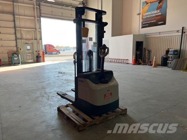 Crown ES 4000 Stablere