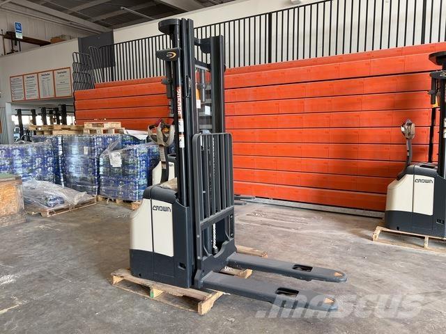 Crown ES 4000 Stablere