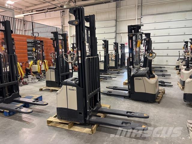 Crown ES 4000 Stablere