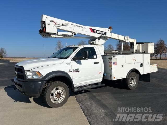 Dodge Ram 5500 Bilmontert lift