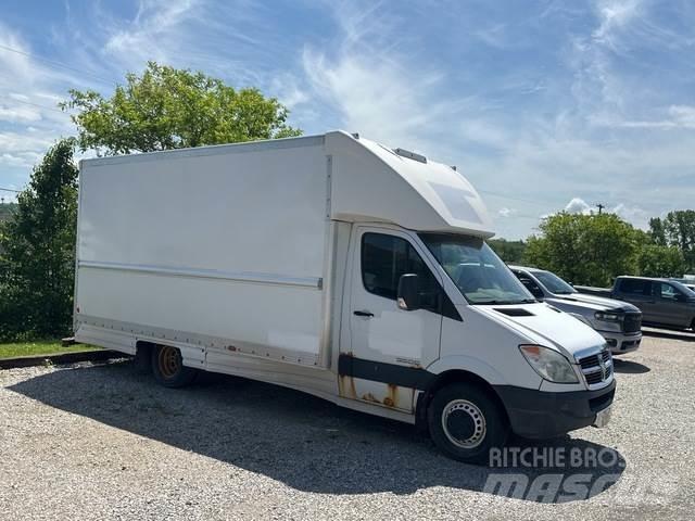 Dodge Sprinter Lette lastebiler