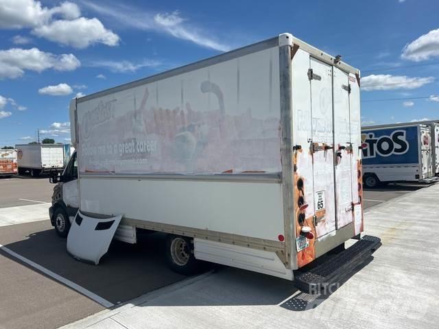 Dodge Sprinter Lette lastebiler