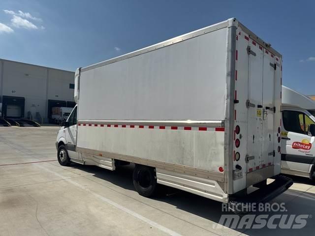 Dodge Sprinter Lette lastebiler