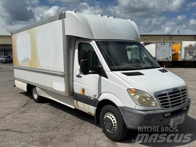 Dodge Sprinter Lette lastebiler