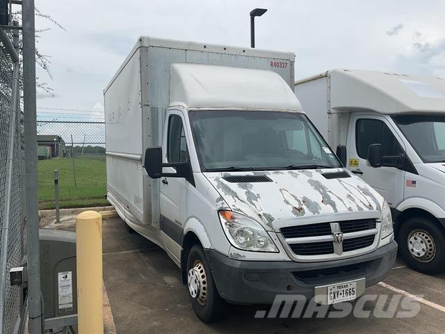 Dodge Sprinter Lette lastebiler