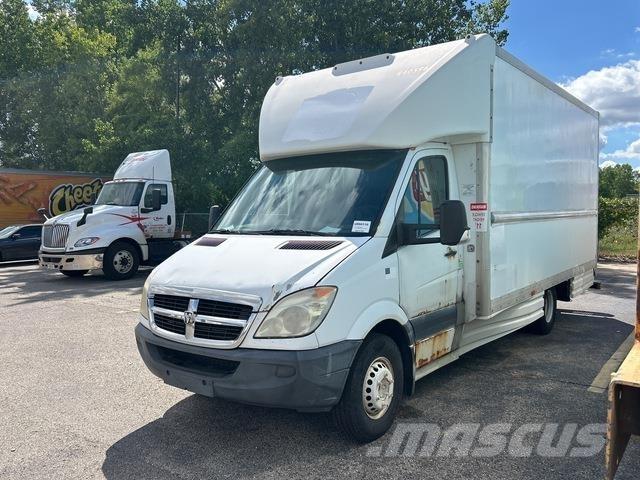 Dodge Sprinter Lette lastebiler