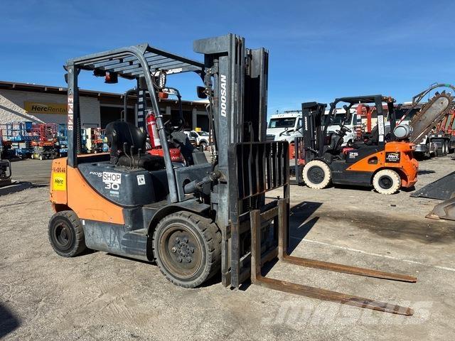 Doosan D30S-5 Gaffeltrucker - Annet