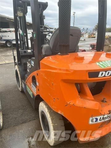 Doosan D30S7 Gaffeltrucker - Annet