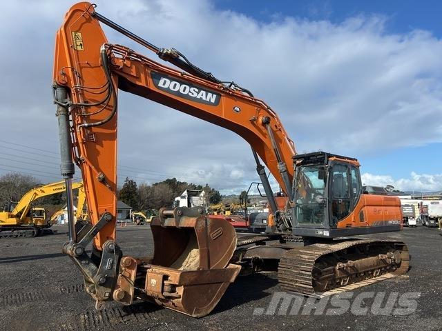 Doosan DX300LC Beltegraver