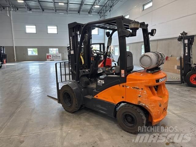 Doosan G25N-7 Anlegg - Annet