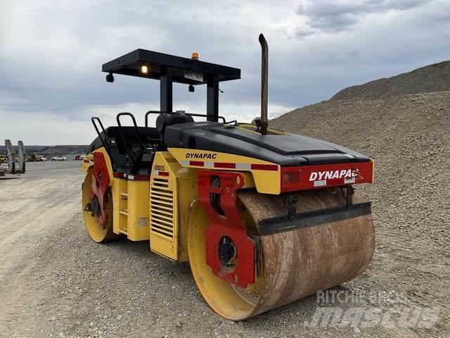 Dynapac CC422 Tandem Valser