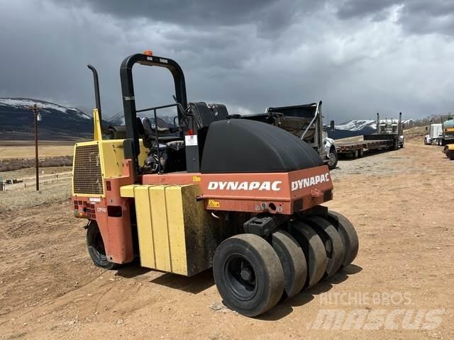 Dynapac CP142 Gummihjulsvalser