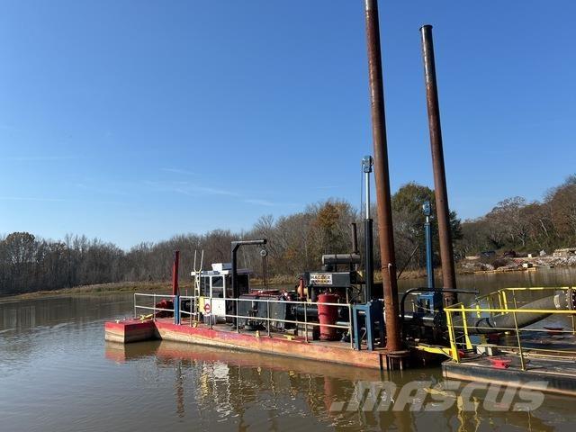 Ellicott 370 Arbeidsbåter, lektere og pontonger