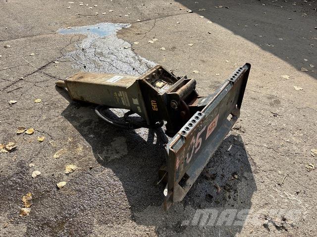 Epiroc EC70T Hydrauliske hammere