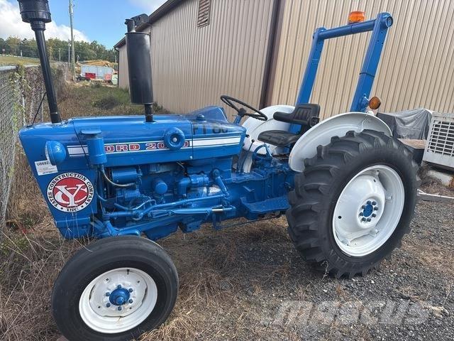Ford 2000 Traktorer