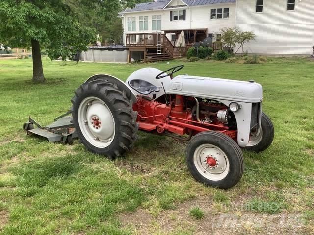 Ford 8N Traktorer