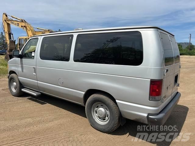 Ford E-150 Personbiler