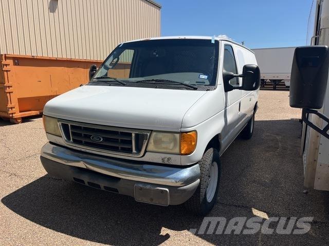 Ford E-150 Varebiler