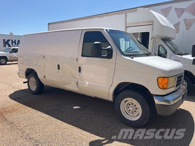 Ford E-150 Varebiler