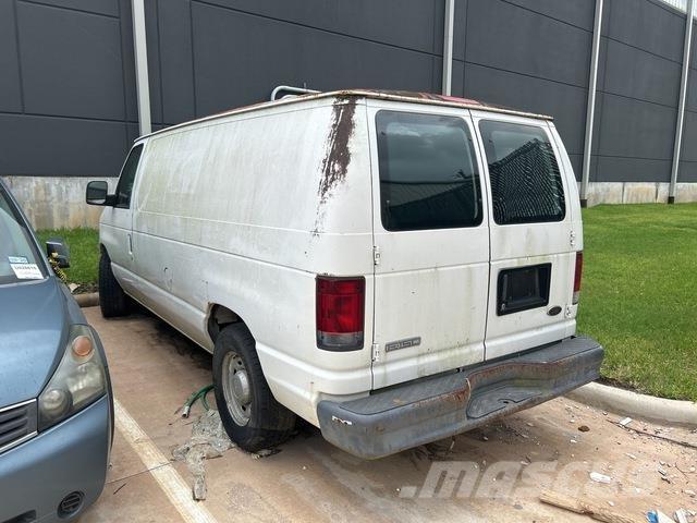 Ford E-150 Varebiler