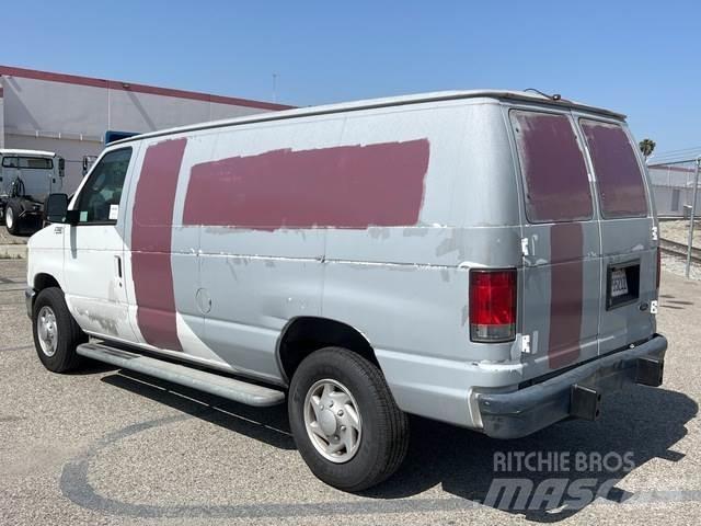 Ford E-250 Varebiler