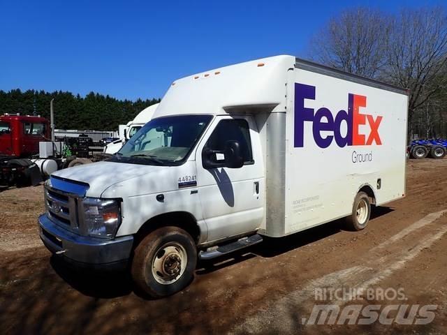 Ford E-350 Skapbiler