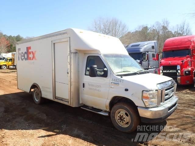 Ford E-350 Skapbiler