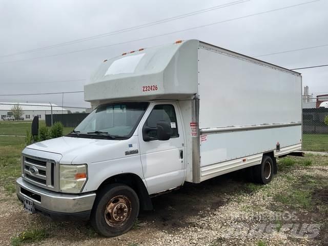 Ford E-350 Skapbiler