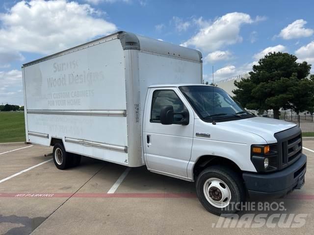 Ford E-350 Skapbiler