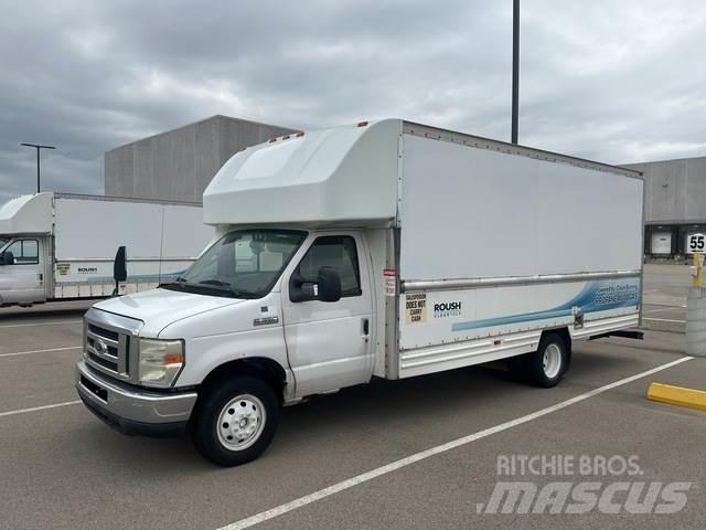 Ford E-350 Skapbiler
