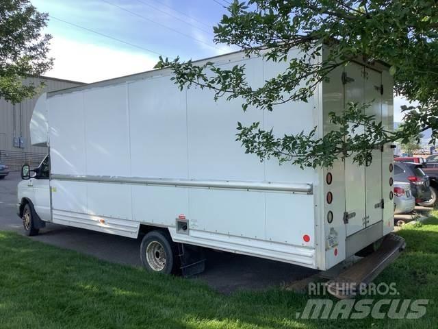 Ford E-350 Lette lastebiler
