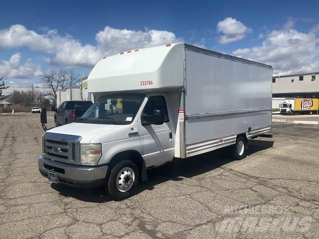 Ford E-350 Skapbiler