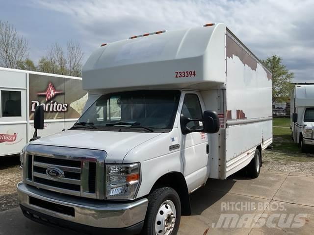 Ford E-350 Skapbiler