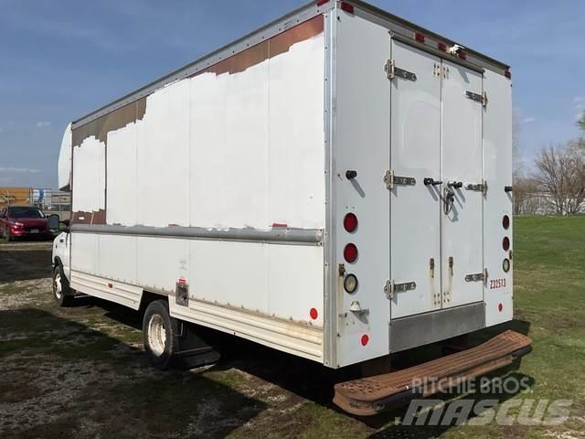 Ford E-350 Skapbiler