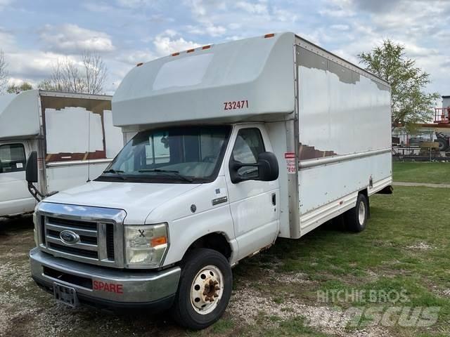 Ford E-350 Skapbiler