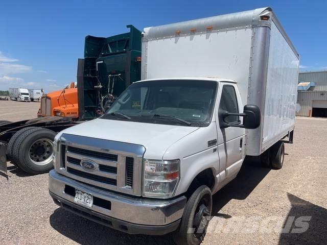 Ford E-350 Skapbiler
