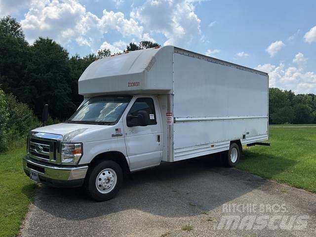 Ford E-350 Lette lastebiler