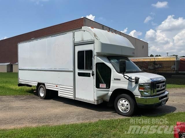 Ford E-350 Lette lastebiler